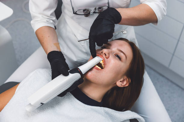 Best Emergency Dental Care for Broken or Chipped Teeth in Roslyn, NY